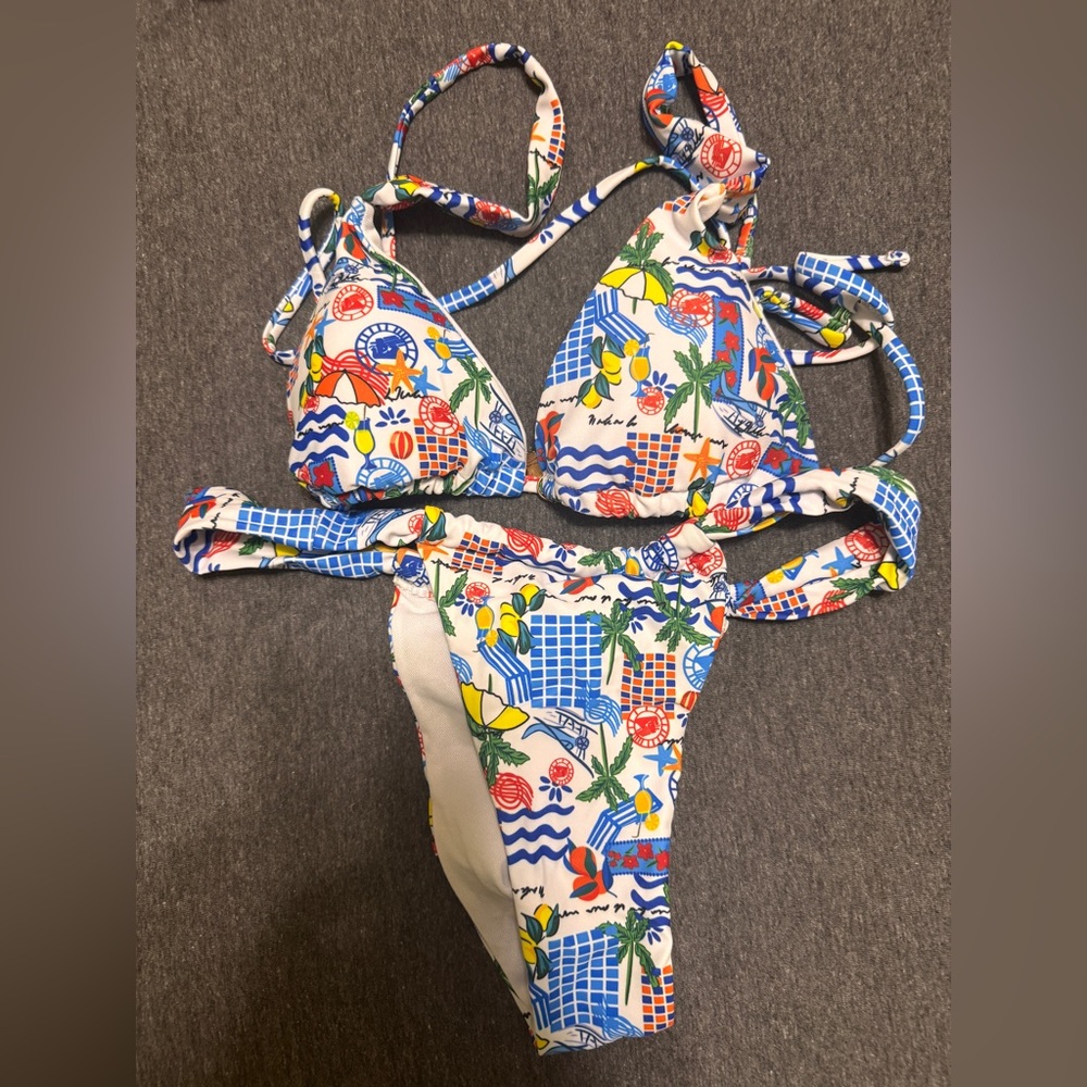 SHEIN Multicolor Patterned Bikini
